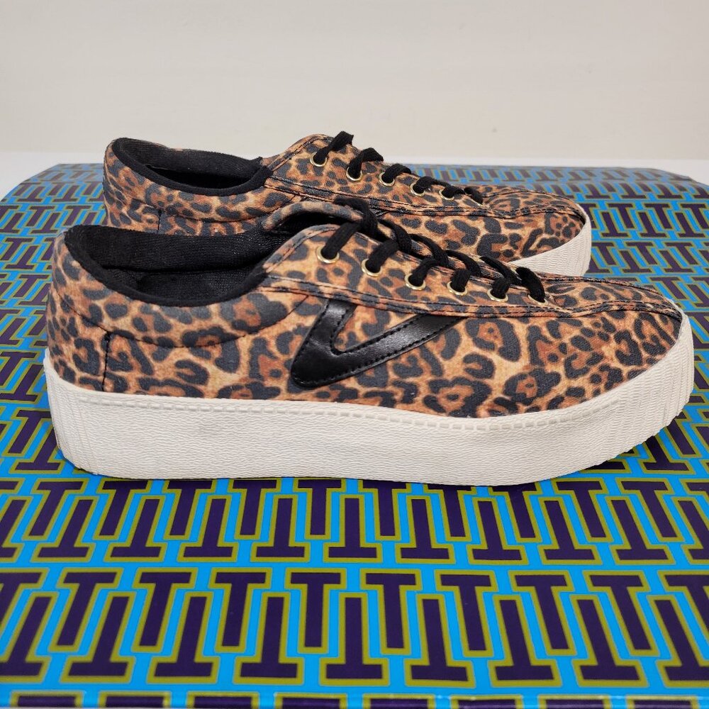 TRETORN Platform Animal Print Size 8.5 Like New - Picture 2 of 6